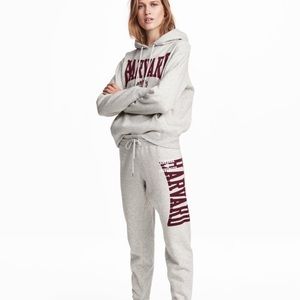 hm Harvard joggers